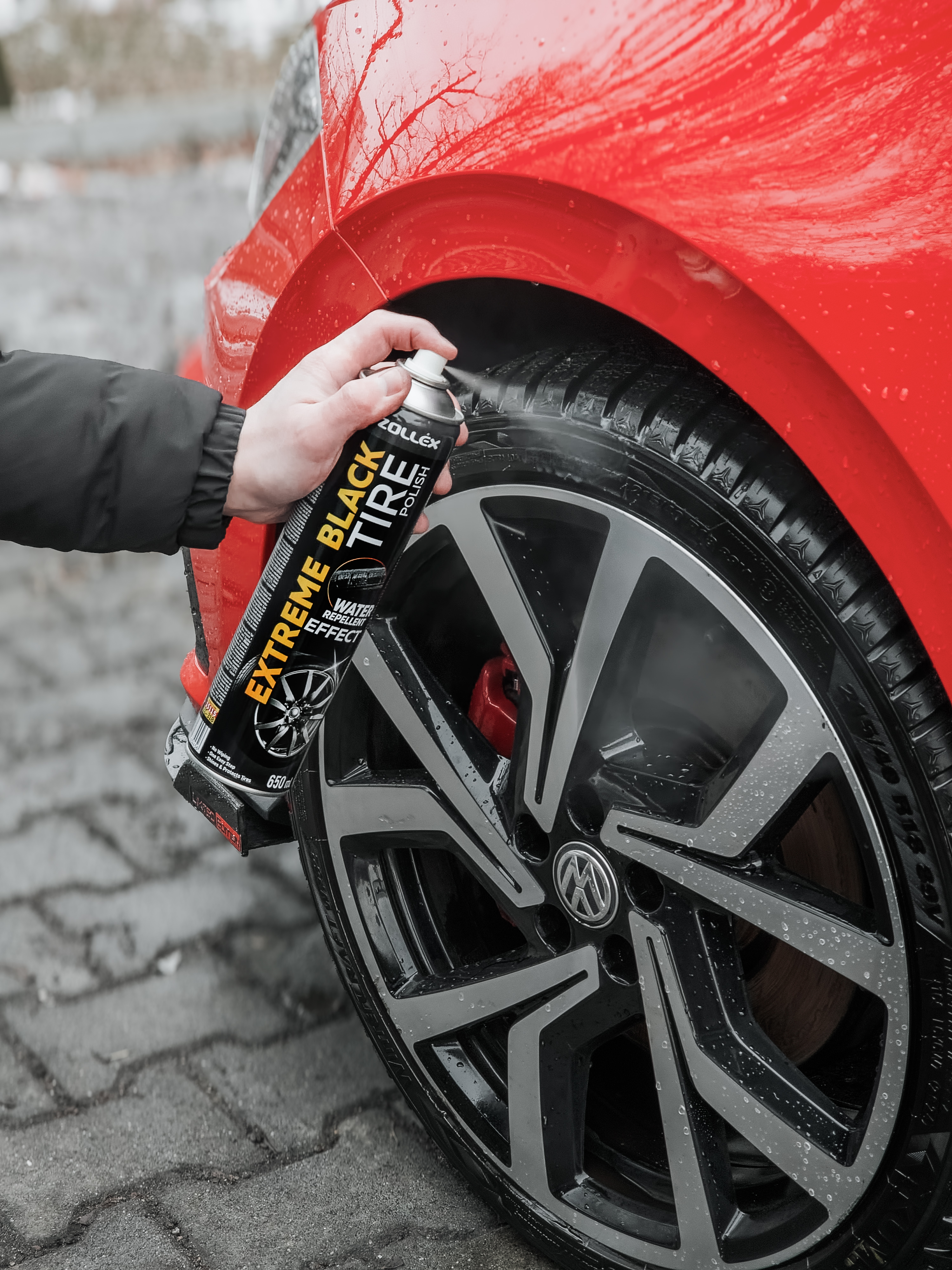 Extreme black tire